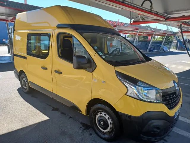 Van Trafic Fourgon Confort 1,6 Dci 120Ch – Itxassou