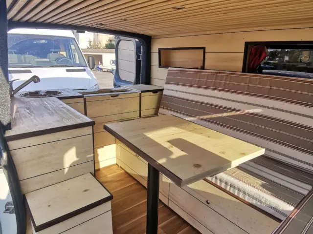 Van Trafic Aménagé Cosy – Auray