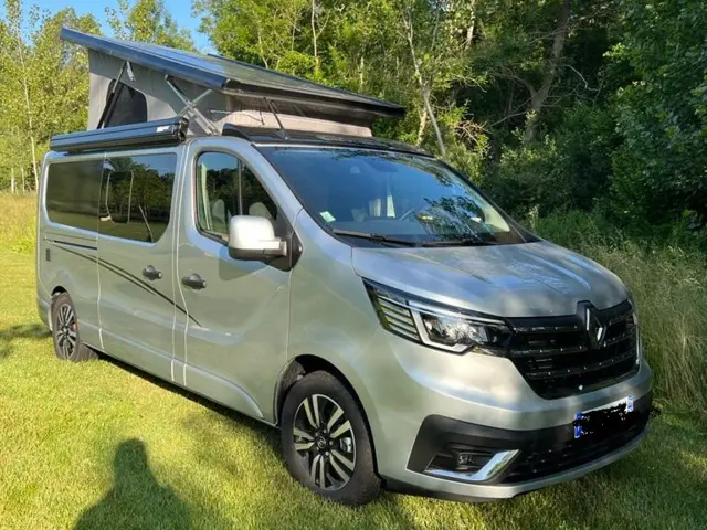 Van Font Vendome Auto Camp Xl 2.0 Dci 150 – Savigné