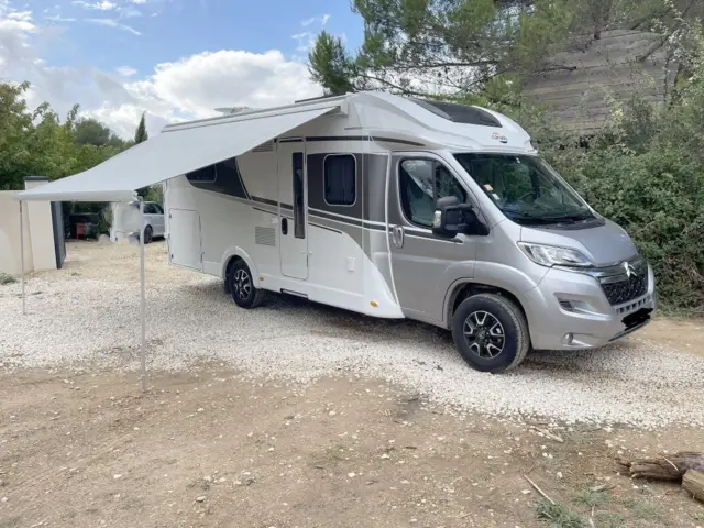 Profile Carado T447 – Lambesc
