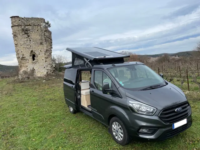 Van Campereve Compact – Saint-Théodorit