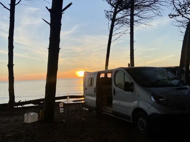 Van Autre Primastar – Anglet