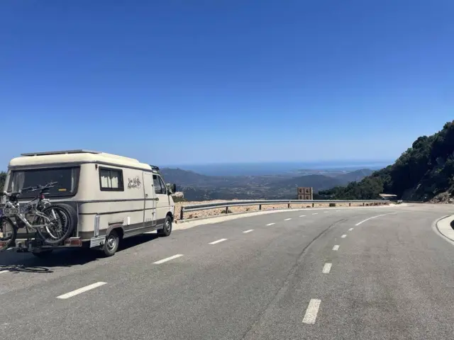 Van Eriba Tbz200 – Saint-Didier-de-la-Tour