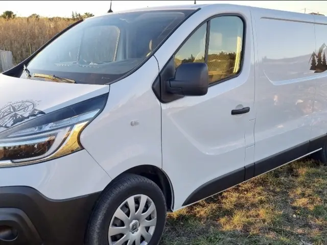 Van Adria Mini-Vans – Marseillan