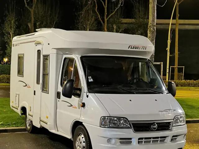 Profile Fleurette Chipeau 3 – Deauville