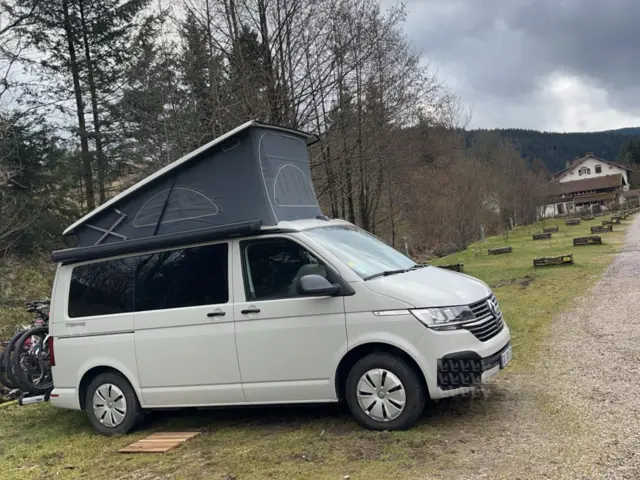 Van Volkswagen California – Estrées-Saint-Denis