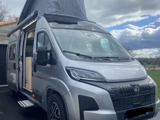 Fourgon Campereve 746 Air Magellan Saphir – Vallet