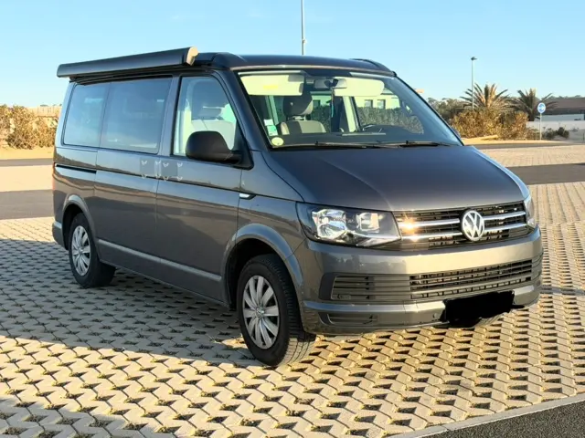 Van Volkswagen California Coast – Pau