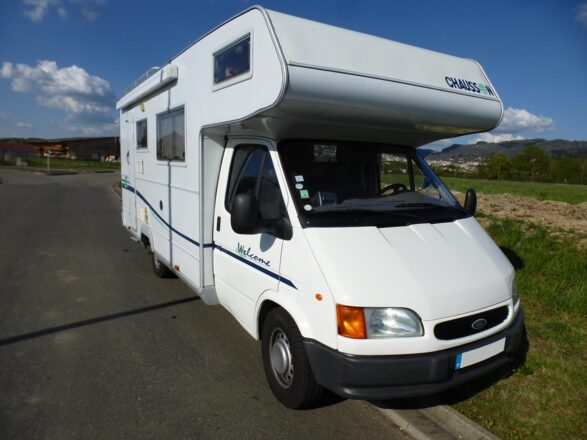 Ford CHALLENGER Welcome 30 image