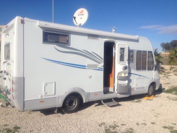 Renault AUTOSTAR Aryal 858 image