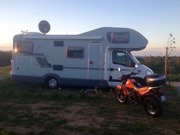 Renault KNAUS Sport Traveller image