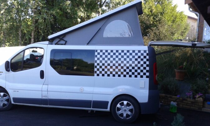  RENAULT TRAFIC image