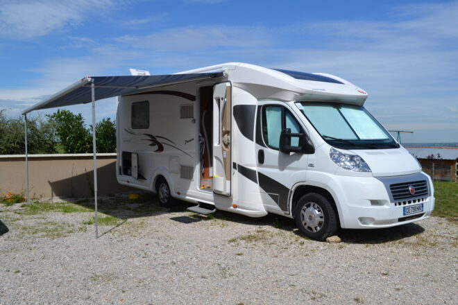  EURAMOBIL Terrestra 710QB image