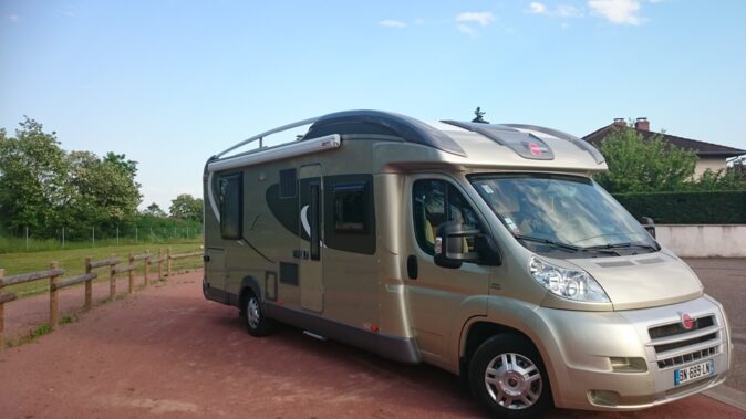  BURSTNER IXEO 724 PLUS image