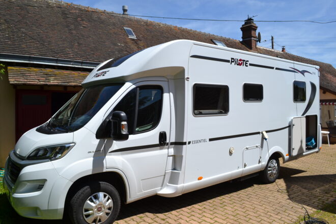 Fiat PILOTE P 746 C image