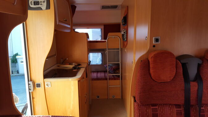 Ford CHAUSSON TRANSIT 2L4  FLASH 9 image