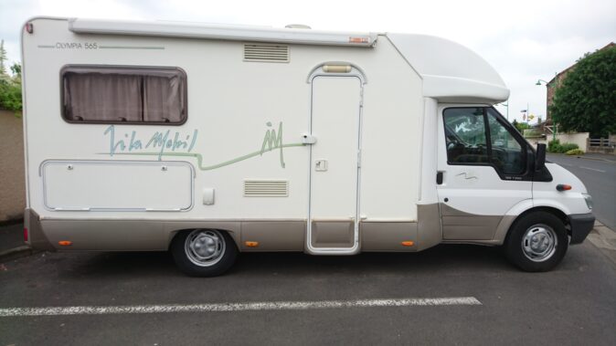 Ford VILAMOBIL Villamobil olympia 565 image