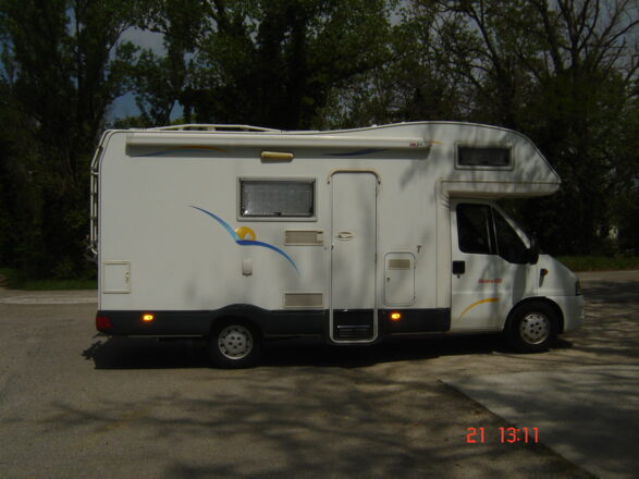 Fiat CI AUTOHOMES riviera 130 image