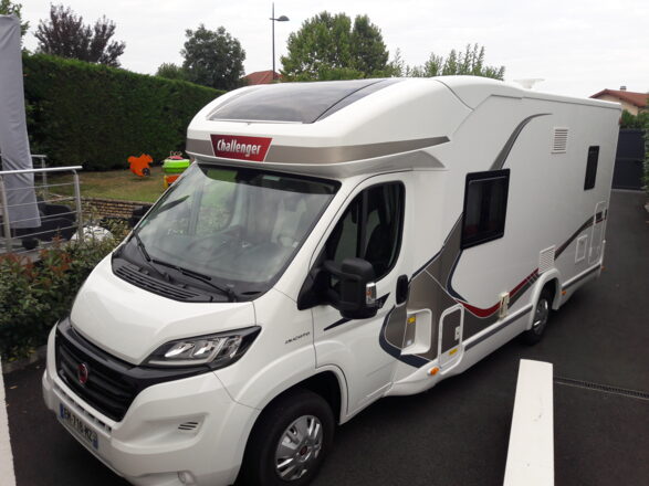 Fiat CHALLENGER Genesis 256 image