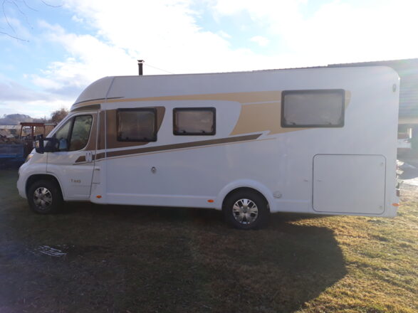 Citroen CARADO T449 image