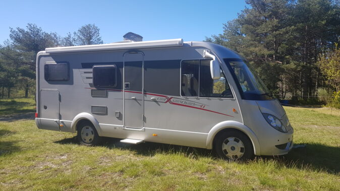 Ford HYMERMOBIL Exis 562 image