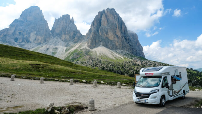 Fiat CHALLENGER Challenger Genesis 296 image