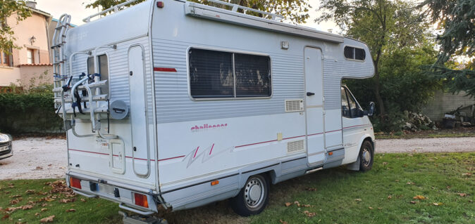 Ford CHALLENGER 410 image