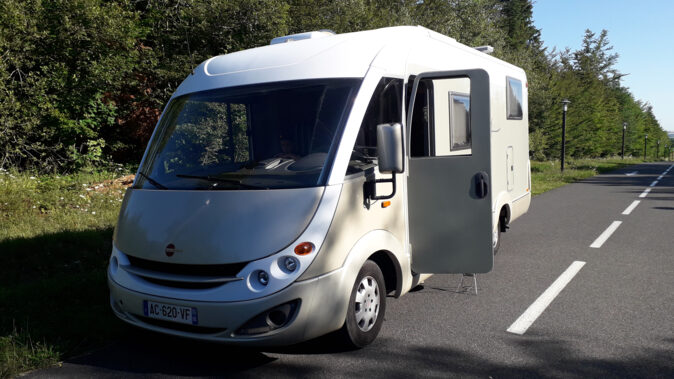 Fiat BURSTNER Aviano I650 image