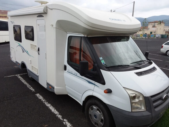 Ford CHAUSSON Flash 12 image