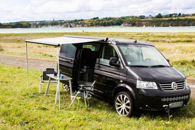 Volkswagen VOLKSWAGEN CALIFORNIA T5 Confortline image