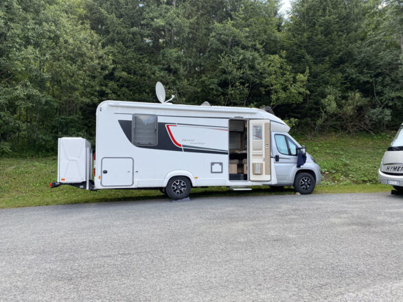 Fiat BURSTNER INEOS privilege image