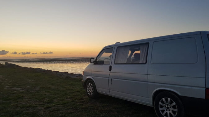 Volkswagen TRANSPORTEUR T4 image