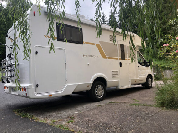 Ford CARAVANS INTERNATIO. HORON 66XT image