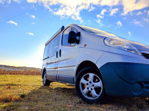 Carrosserie : Puissance administrative : Facultatif STYLEVAN BASE OPEL VIVARO image