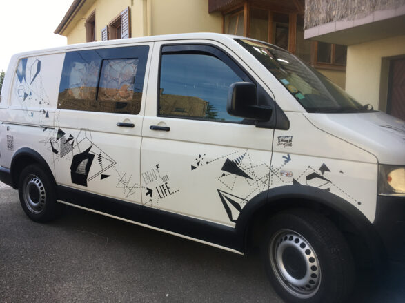 Volkswagen VOLKSWAGEN T5 image