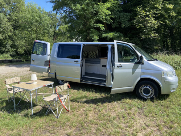 Volkswagen TRANSPORTEUR T5 image