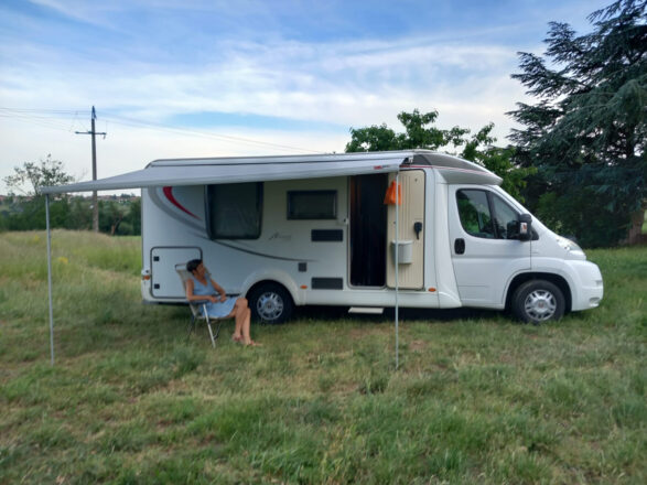 Fiat BURSTNER Nexxo T687 image