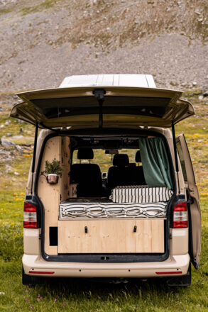 Volkswagen TRANSPORTEUR T5.1 image