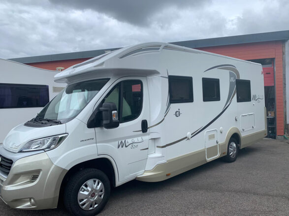 Fiat CARAVANS INTERNATIO. Magis 82 XT image