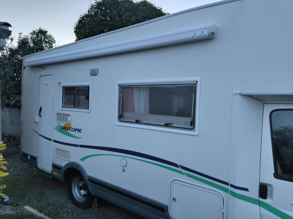 Ford CHAUSSON TRANSIT image