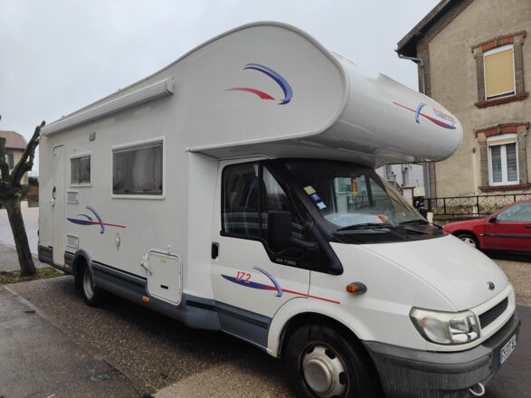 Ford CHALLENGER 172 image