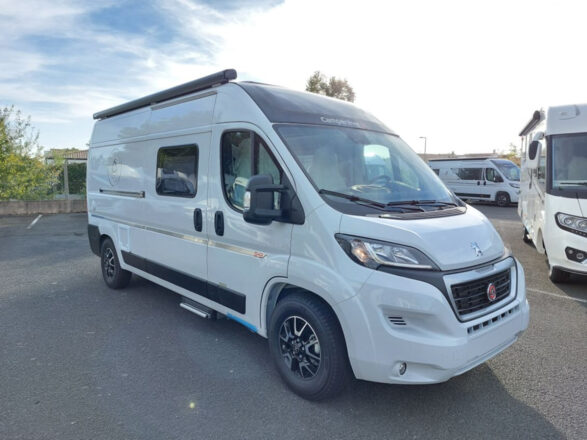 Peugeot CAMPEREVE Magellan 643 limited image