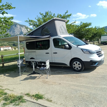 Renault PILOTE campervan image