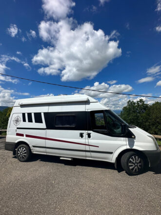 Ford AUTRE transit image