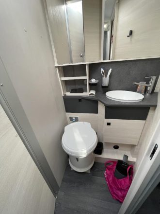 photos.bathroom