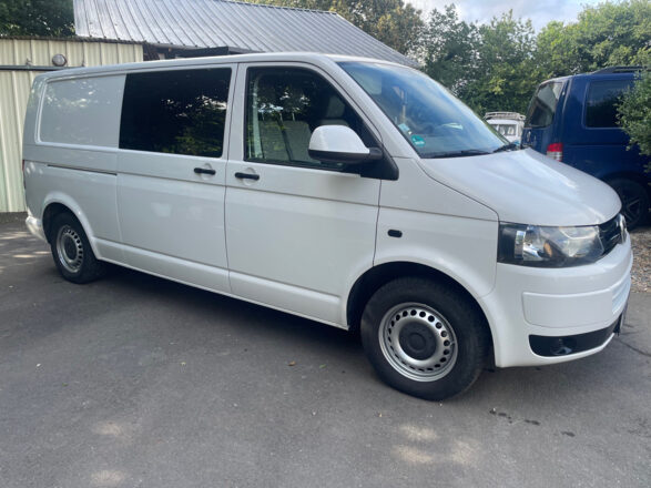 Volkswagen VOLKSWAGEN Transporter T5 image