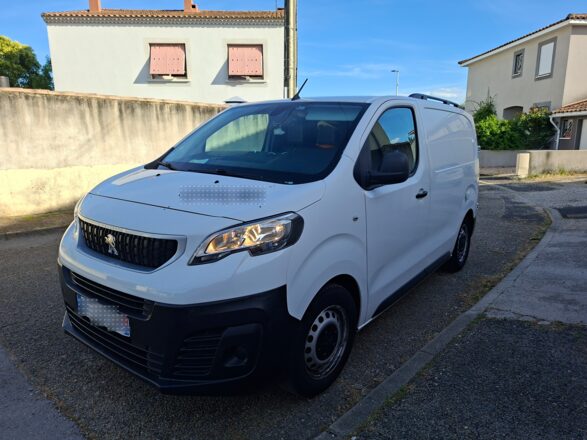 Peugeot ID camp Expert image