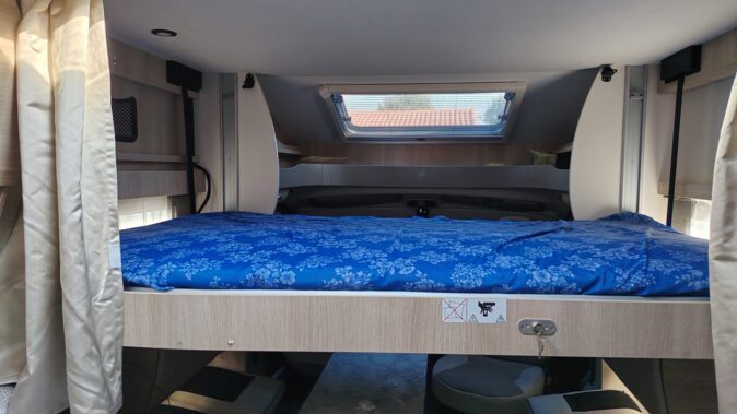 FIAT RAPIDO 696 F image