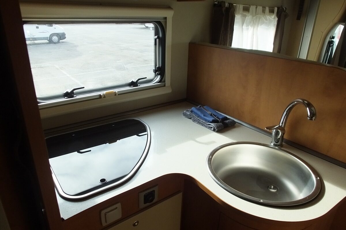 photos.others