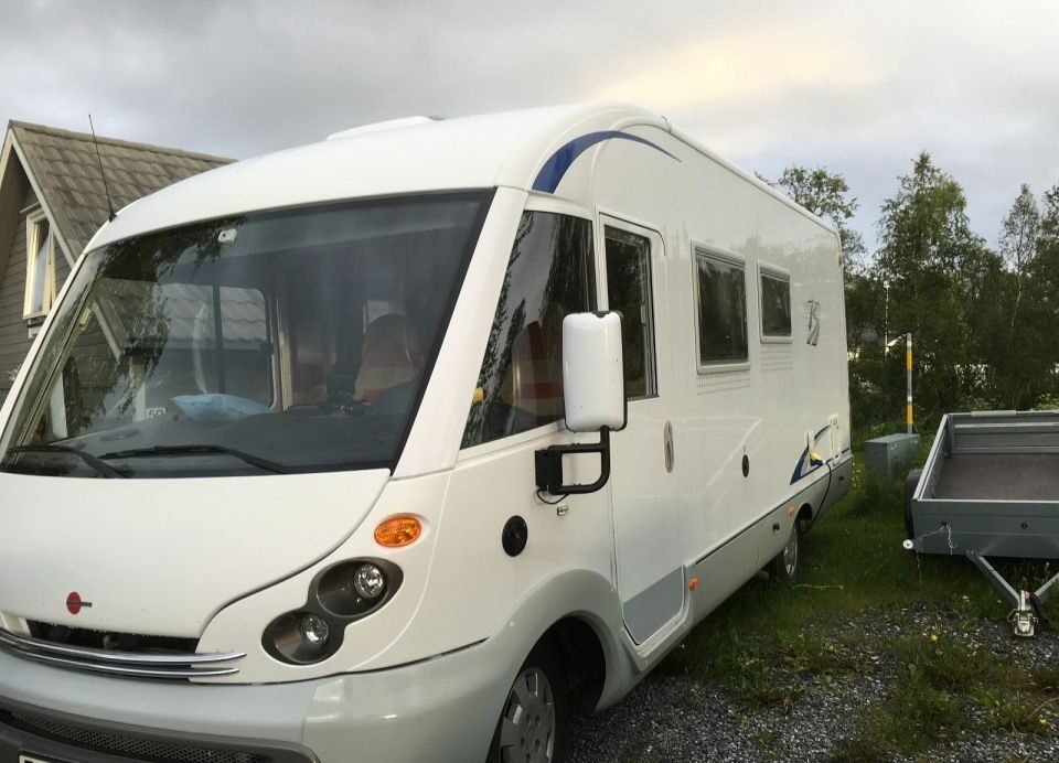 photos.external